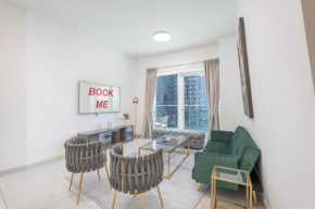 Marina Views and a 3 Bedroom Apartment in Dubai Marina